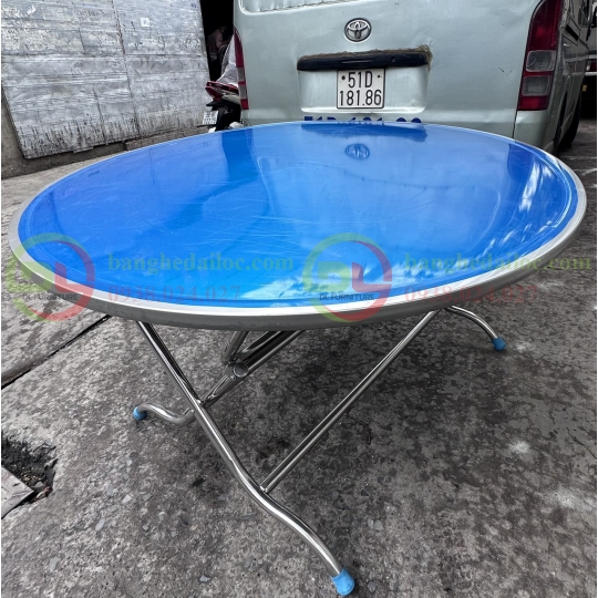 Bàn nhà hàng tiệc cưới đồi núi 