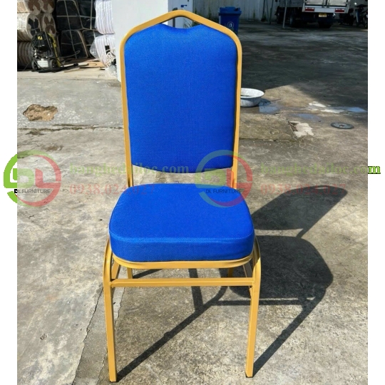 Ghế nhà hàng tiệc cưới đồi núi nệm khối 